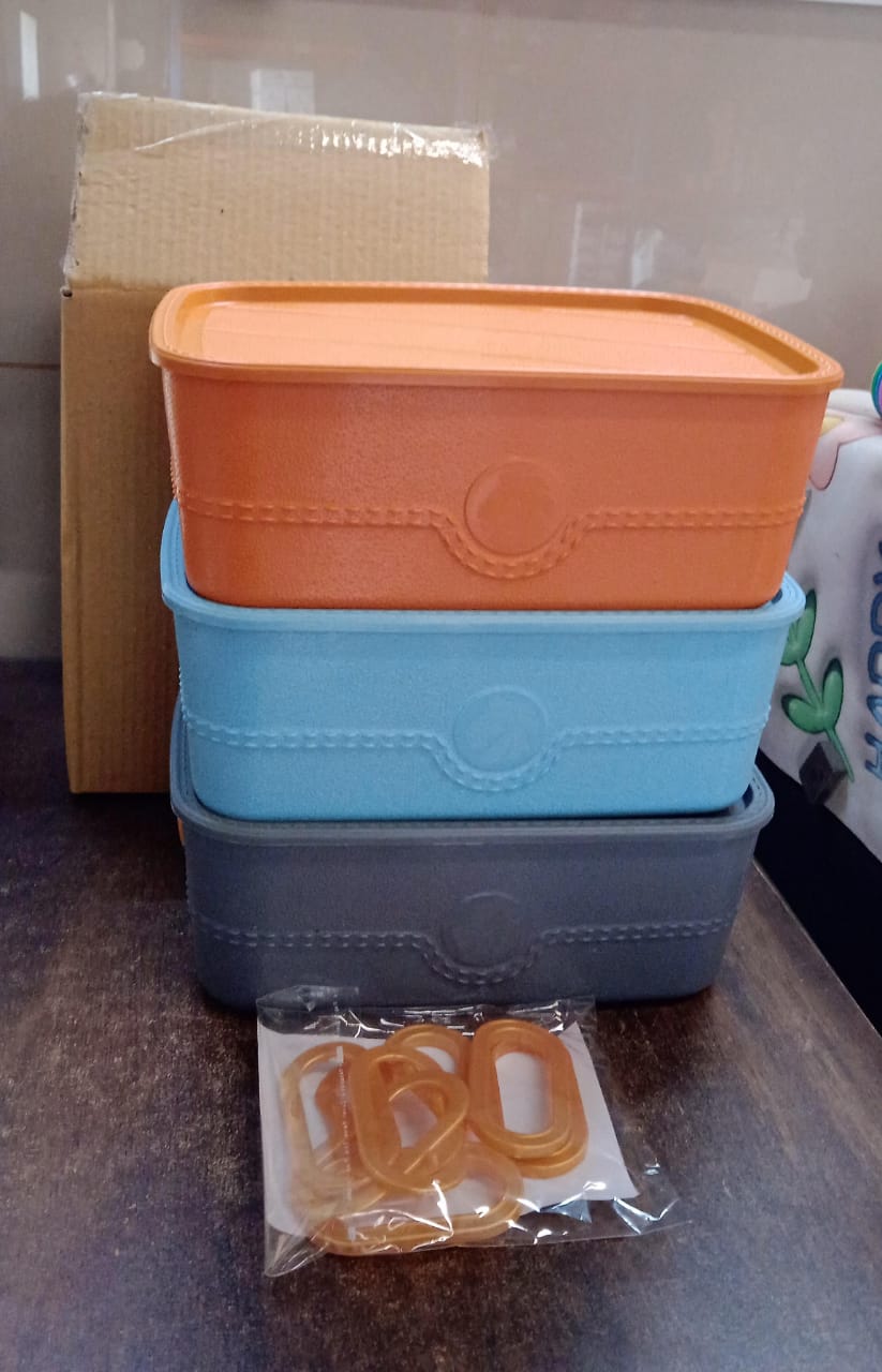 3 Piece Plastic Multipurpose Storage Basket Bin Set with Handle Cutouts Stackable Organizer for Clothes Toys Kitchen Bathroom Office and Home Storage (3 Pcs Set)