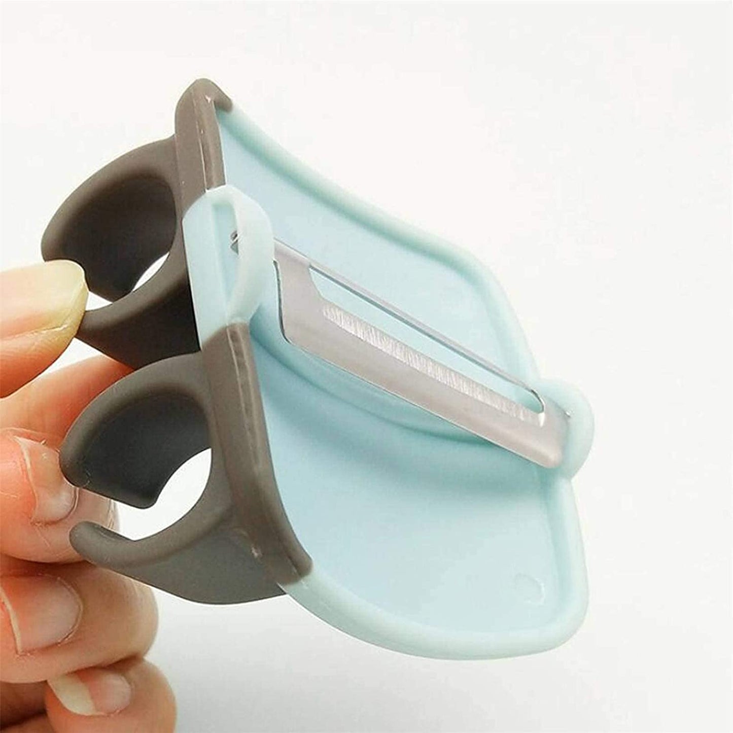 Hand Palm Vegetable Peeler with Rubber Finger Grip for Potato, Fruits, Cucumber and Kitchen Cooking (1 Pc)