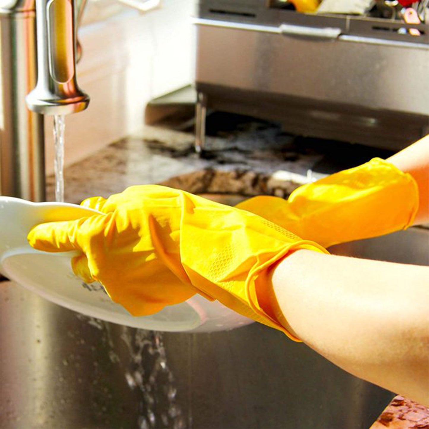 Heavy Duty Rubber Latex Cleaning Gloves Medium Size Yellow Waterproof Household Safety Gloves (2 Pairs)